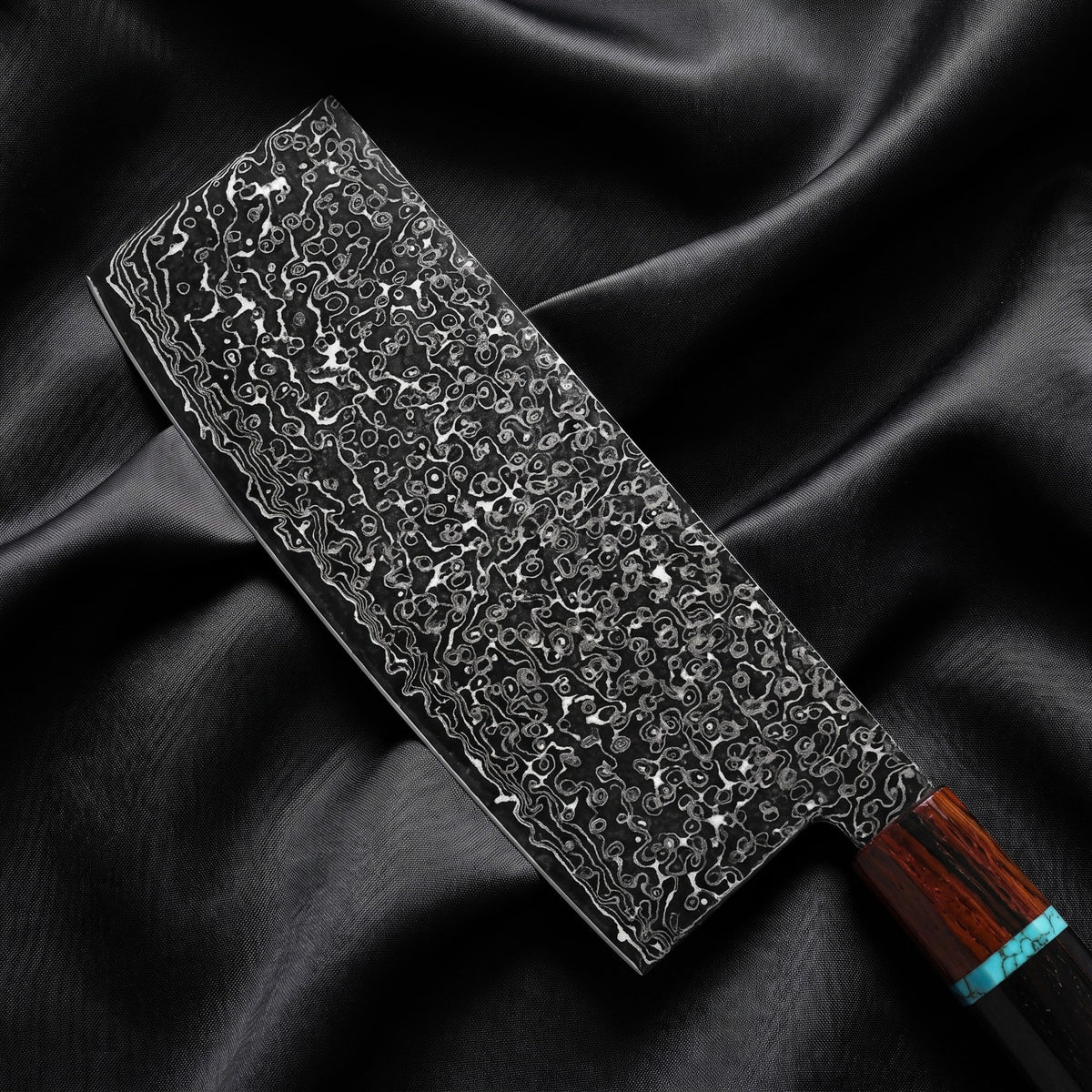 Seiji Vegetable Cleaver Knife · Damascus blade close-up
