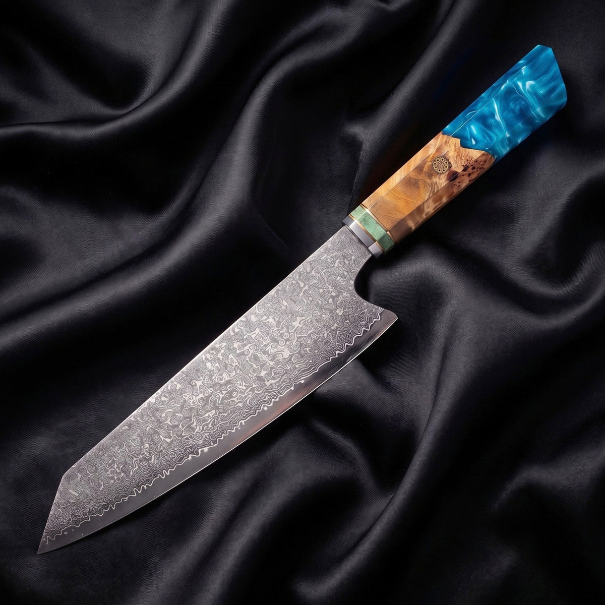 Kawasemi Kiritsuke Chef-Slicer Knife · full blade on black silk