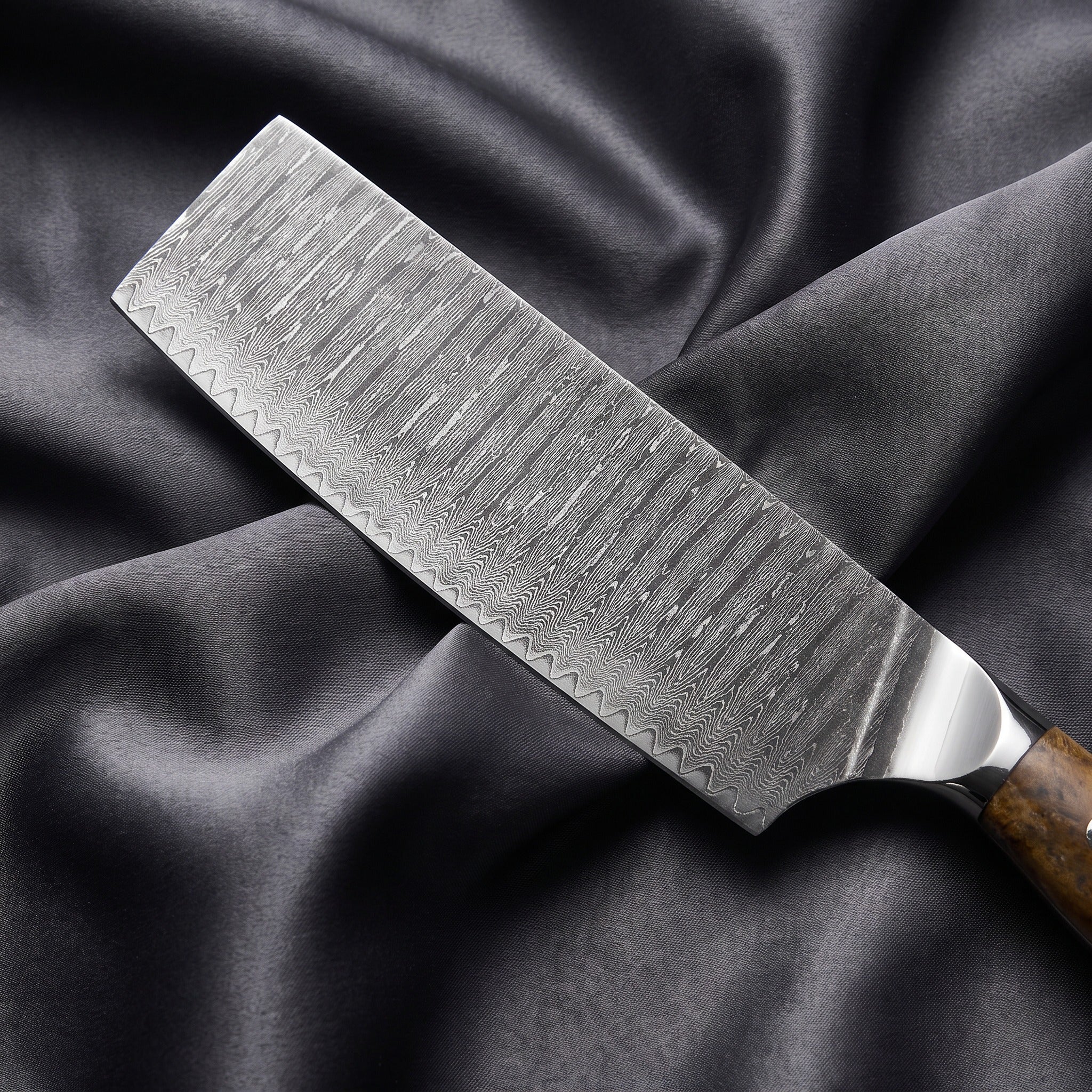 Hyoga Nakiri Knife · Damascus blade close-up