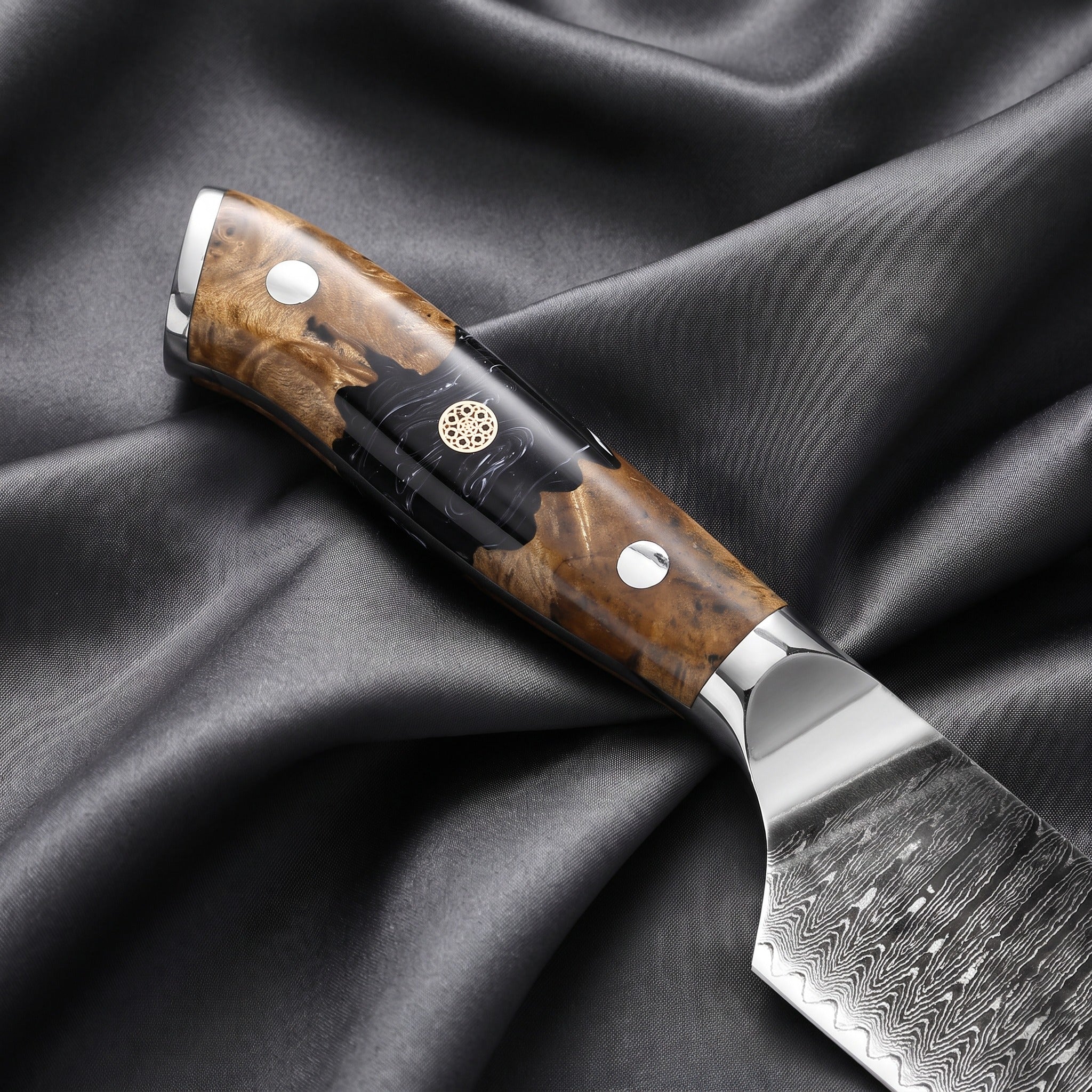 Hyoga Santoku Knife · handle close-up